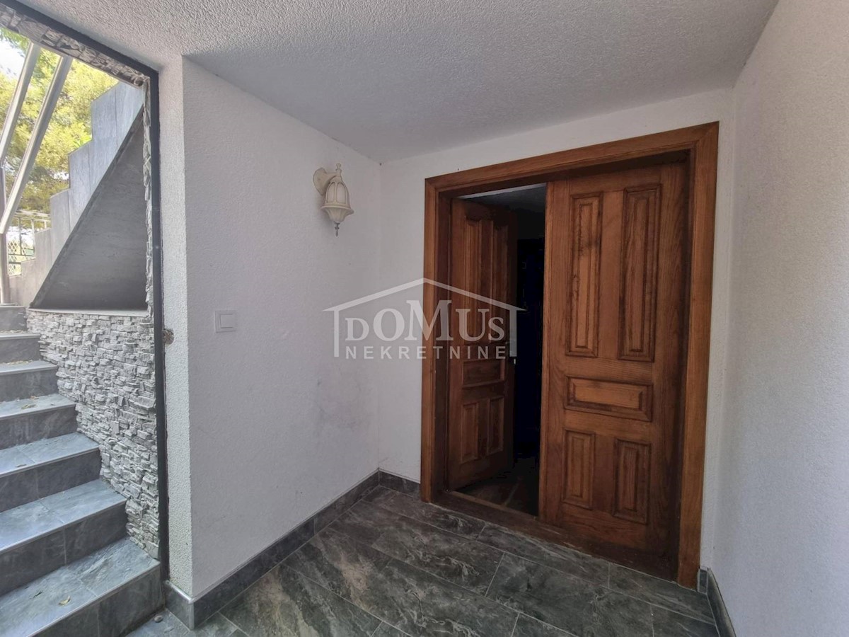 Apartma Naprodaj - ŠIBENSKO-KNINSKA Vodice