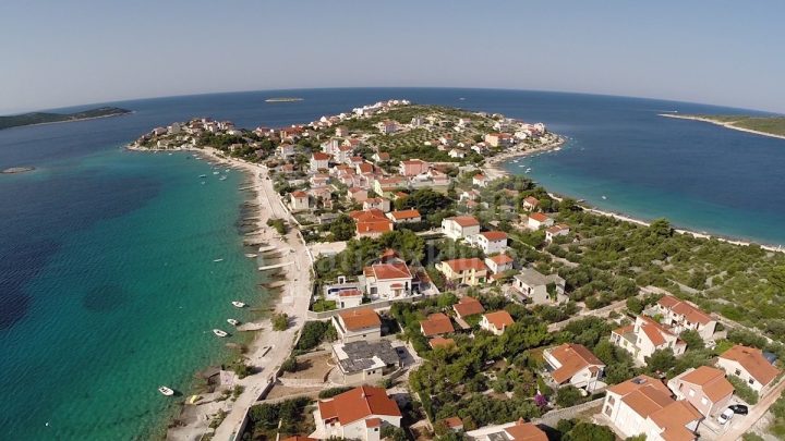 Haus Zu verkaufen - Splitsko-dalmatinska Marina - foto 2/2