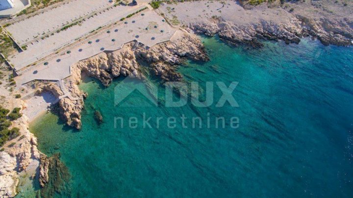 Parcela na predaj 678 m² – Stara Novalja
