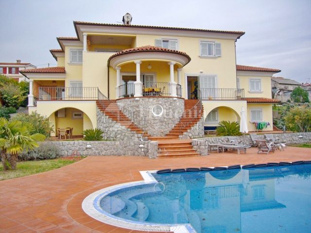 Casa in vendita 505 m² – Opatija