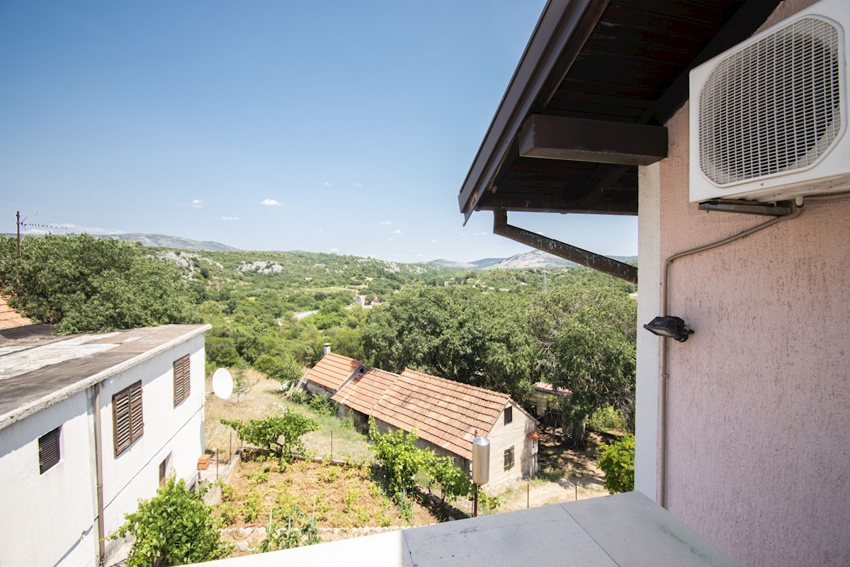 House For sale - ŠIBENSKO-KNINSKA ŠIBENIK