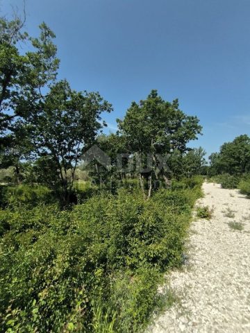 Zemljište na prodaju 606 m² – Peroj