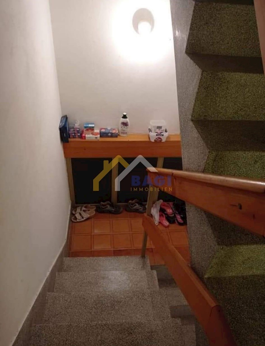 Maison À vendre - ŠIBENSKO-KNINSKA PIROVAC