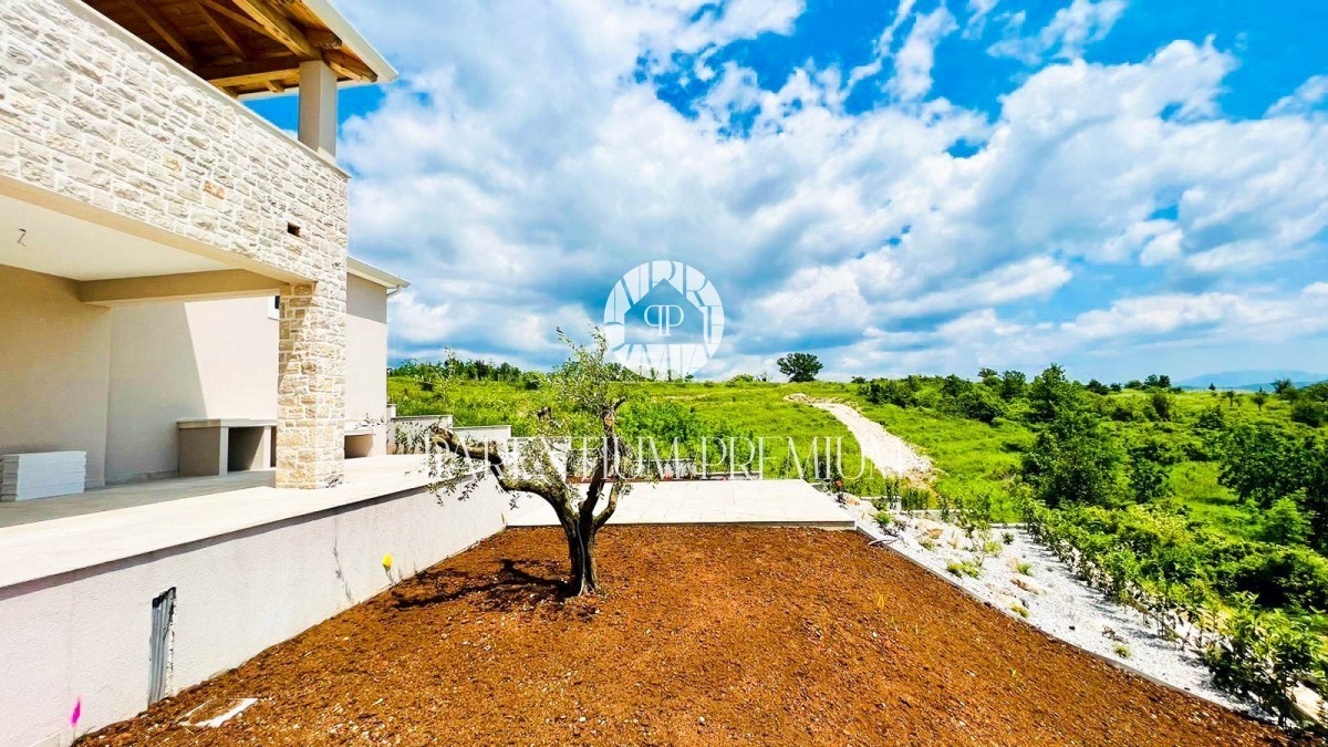 Hiša Na predaj - ISTARSKA POREČ