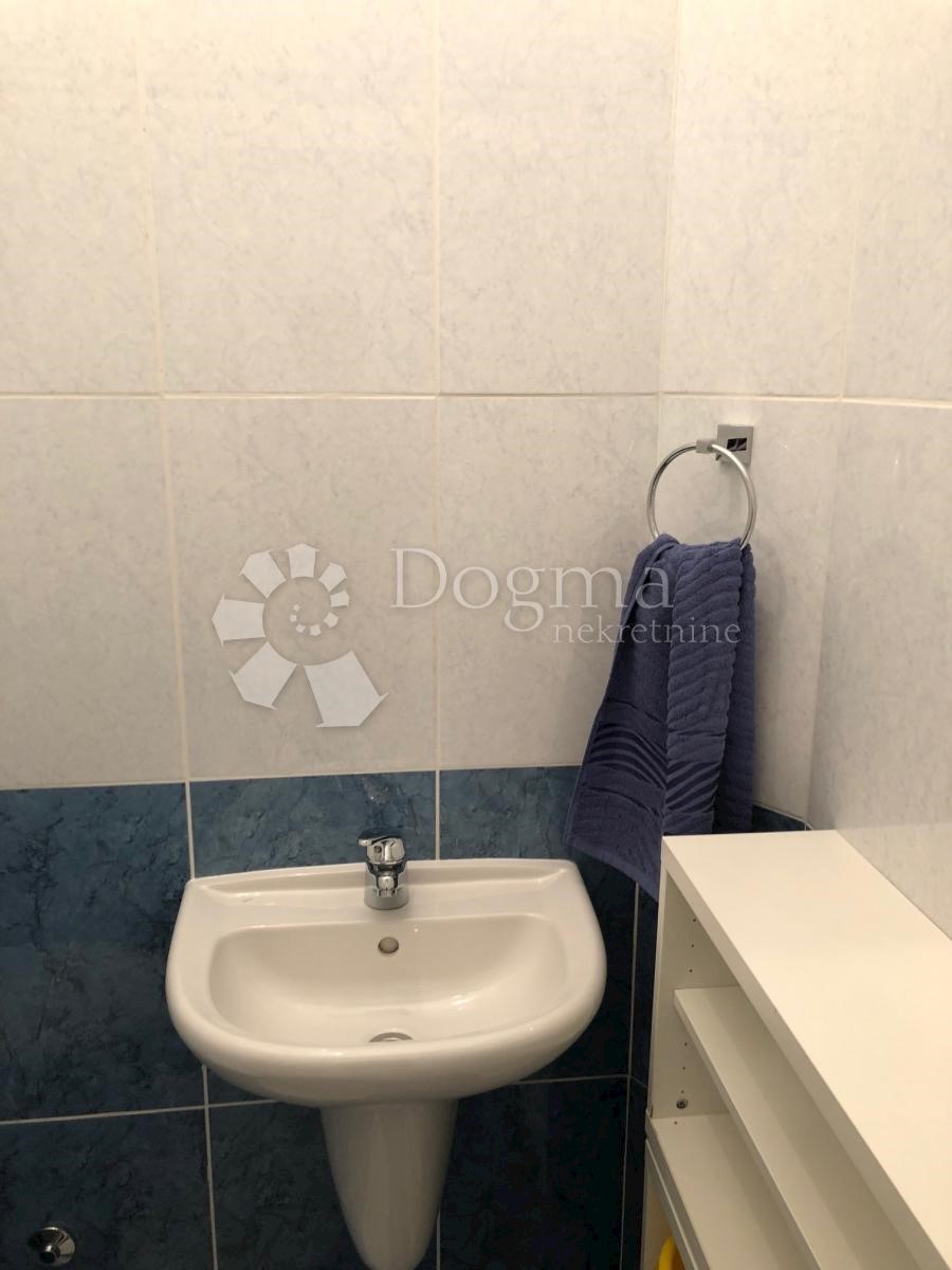 Flat For rent - PRIMORSKO-GORANSKA Rijeka