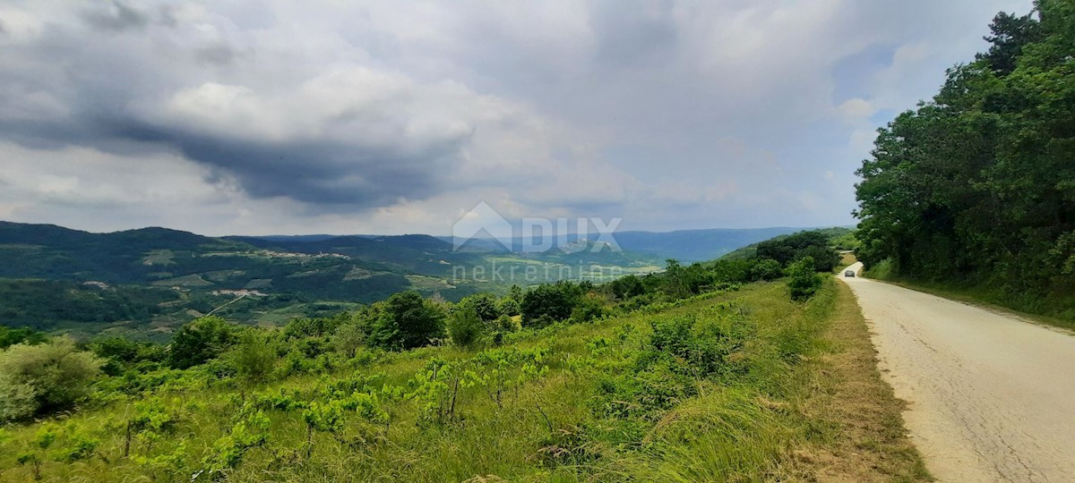 Pozemok Na predaj - ISTARSKA MOTOVUN