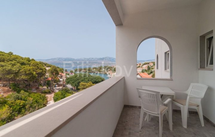Casa in vendita 400 m² – Supetar