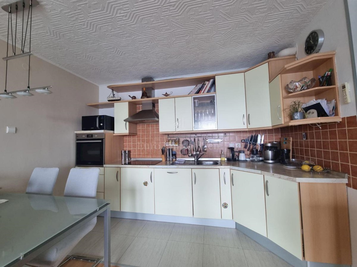 Flat For sale - LIČKO-SENJSKA SENJ