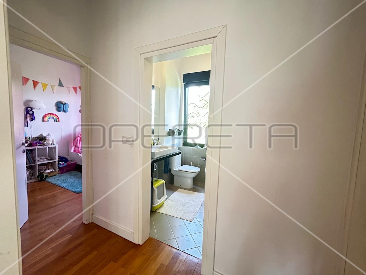 Apartma Na predaj - GRAD ZAGREB ZAGREB