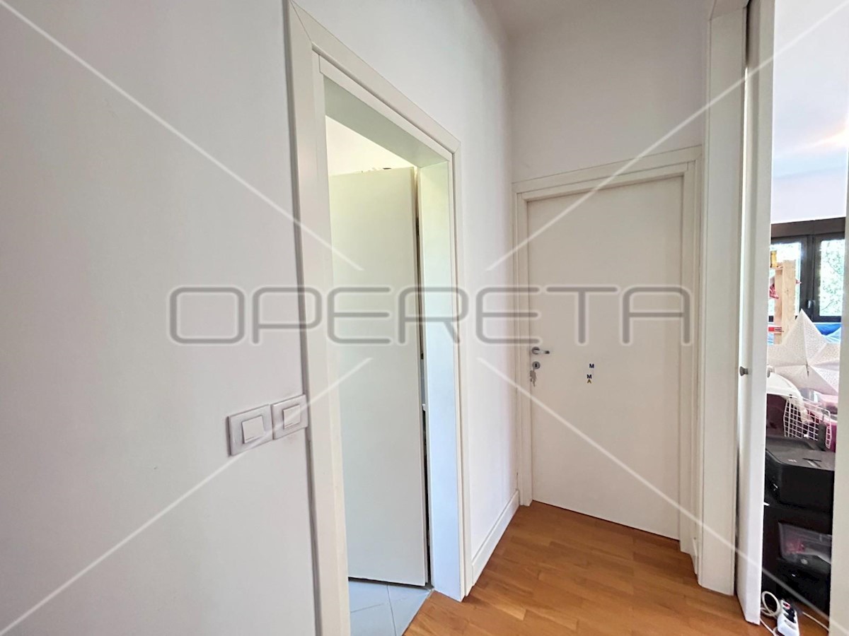 Apartma Na predaj - GRAD ZAGREB ZAGREB