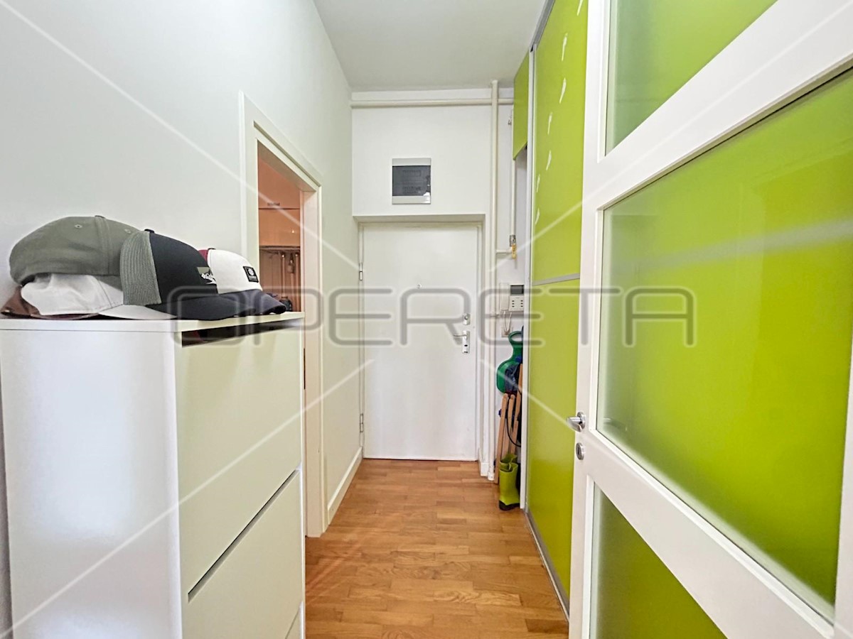 Apartma Na predaj - GRAD ZAGREB ZAGREB