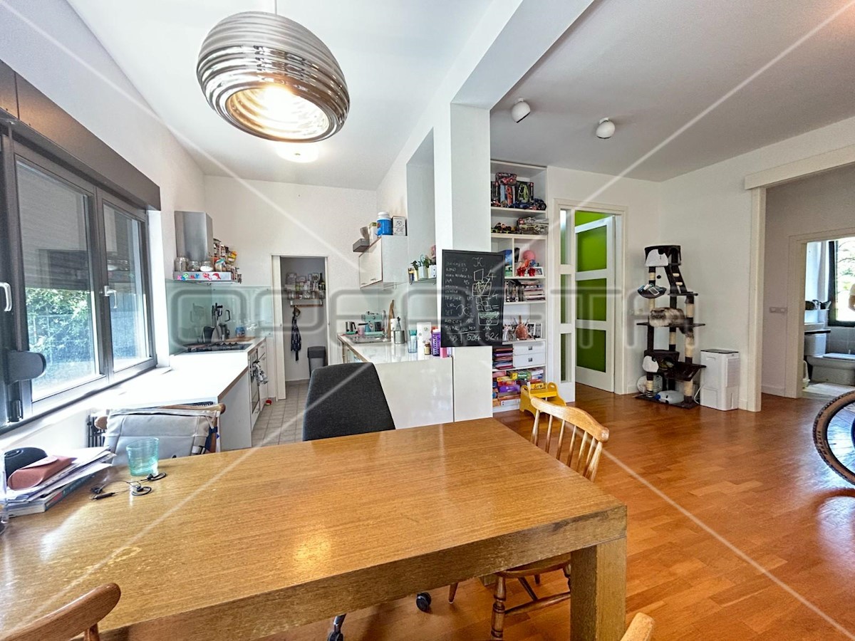 Apartma Na predaj - GRAD ZAGREB ZAGREB