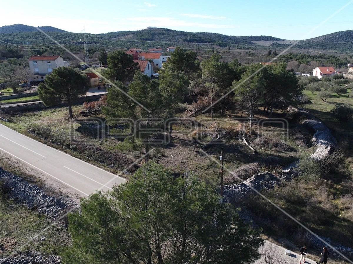 Terrain À vendre - ŠIBENSKO-KNINSKA ŠIBENIK