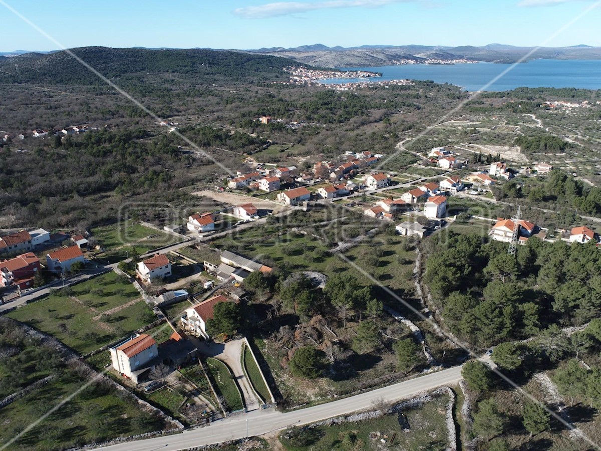 Terrain À vendre - ŠIBENSKO-KNINSKA ŠIBENIK