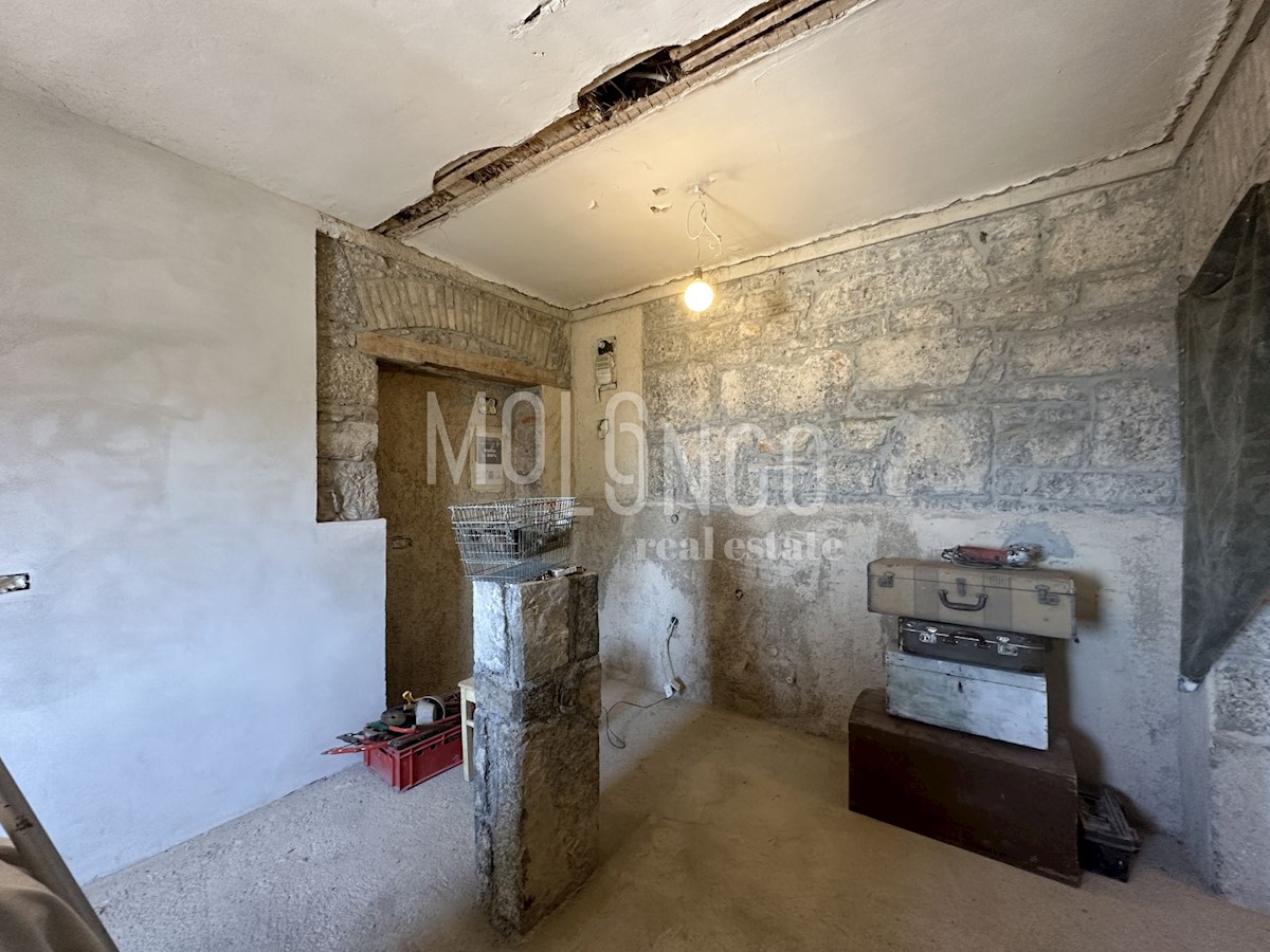 Flat For sale - PRIMORSKO-GORANSKA KASTAV