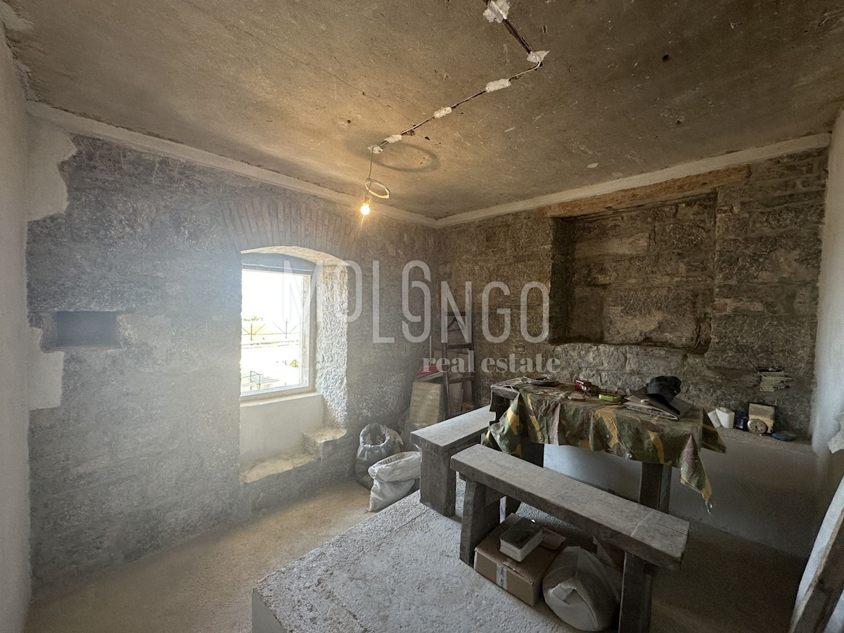 Flat For sale - PRIMORSKO-GORANSKA KASTAV