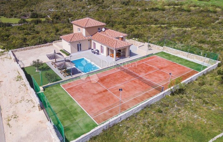House for sale 186 m² – Debeljak