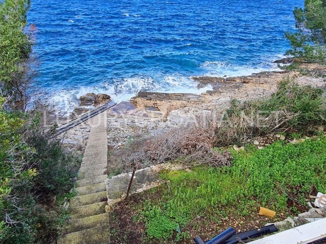 Pozemok na predaj 585 m² – Vela Luka