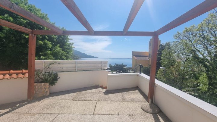 House for sale 115 m² – Karlobag