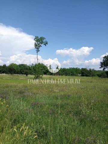 Działka na sprzedaż 4040 m² – Poreč