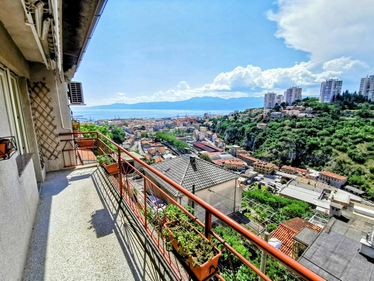 Appartement À louer - PRIMORSKO-GORANSKA RIJEKA