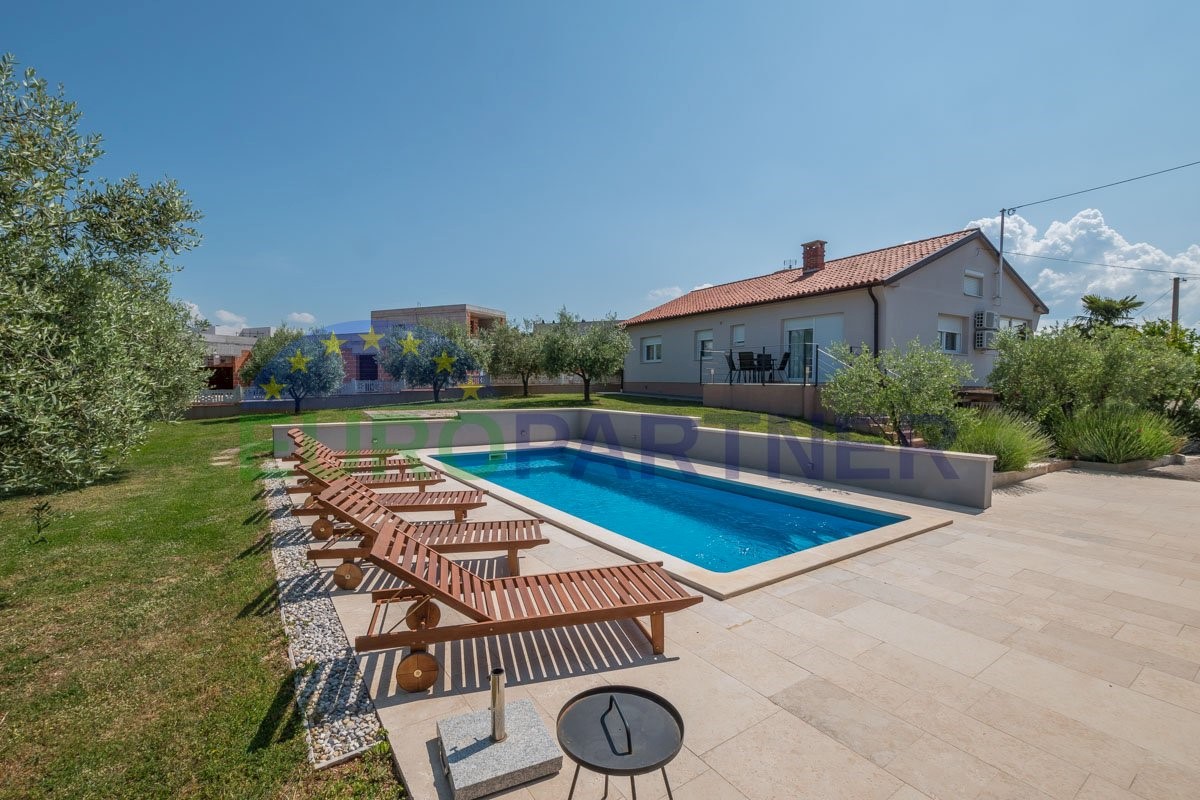 House For sale - Istarska Poreč - foto 1/44