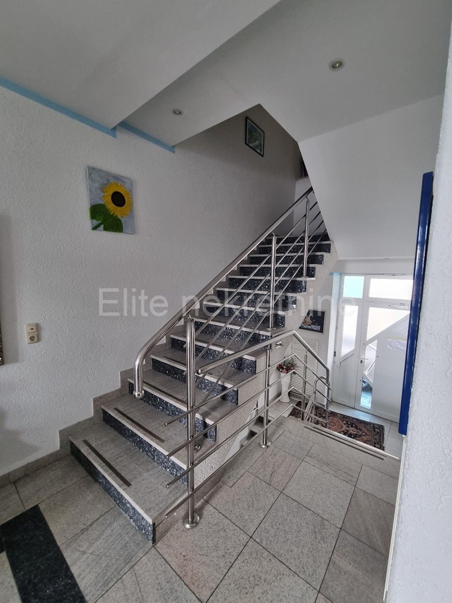 House For sale - PRIMORSKO-GORANSKA CRIKVENICA