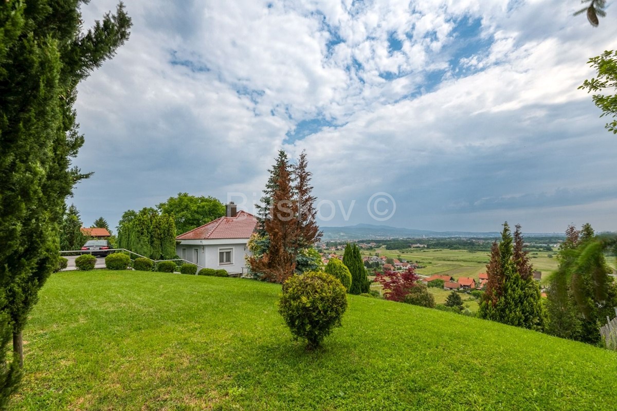 Casa In vendita - ZAGREBAČKA SVETA NEDELJA