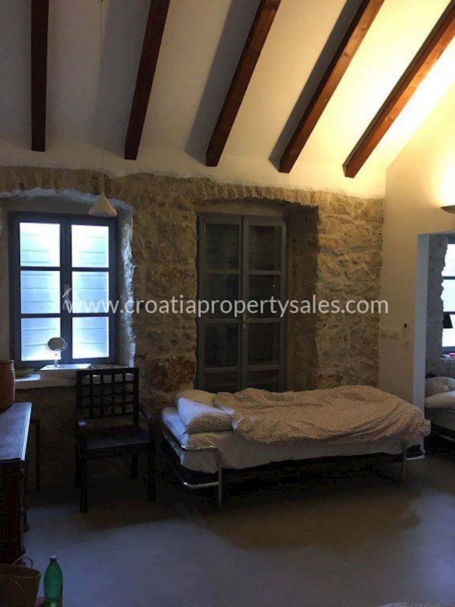 House For sale - SPLITSKO-DALMATINSKA HVAR