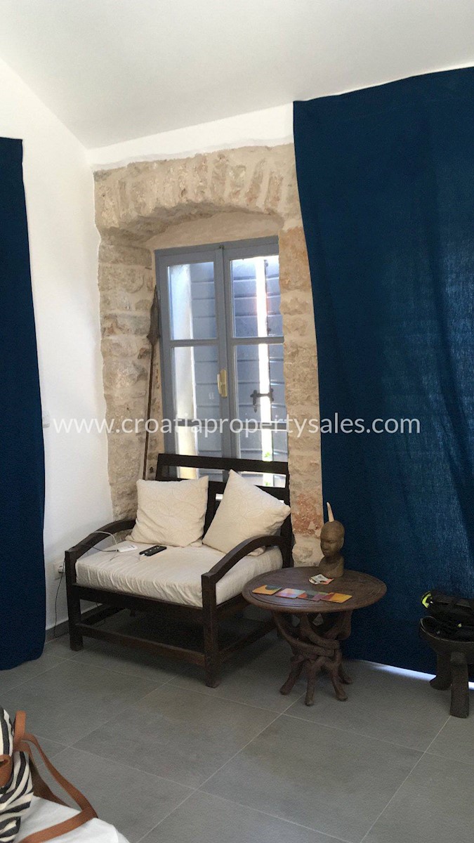 House For sale - SPLITSKO-DALMATINSKA HVAR