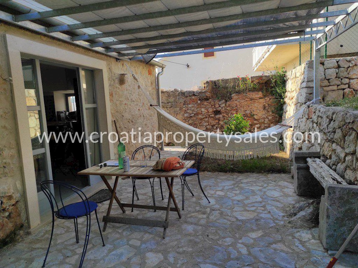 House For sale - SPLITSKO-DALMATINSKA HVAR