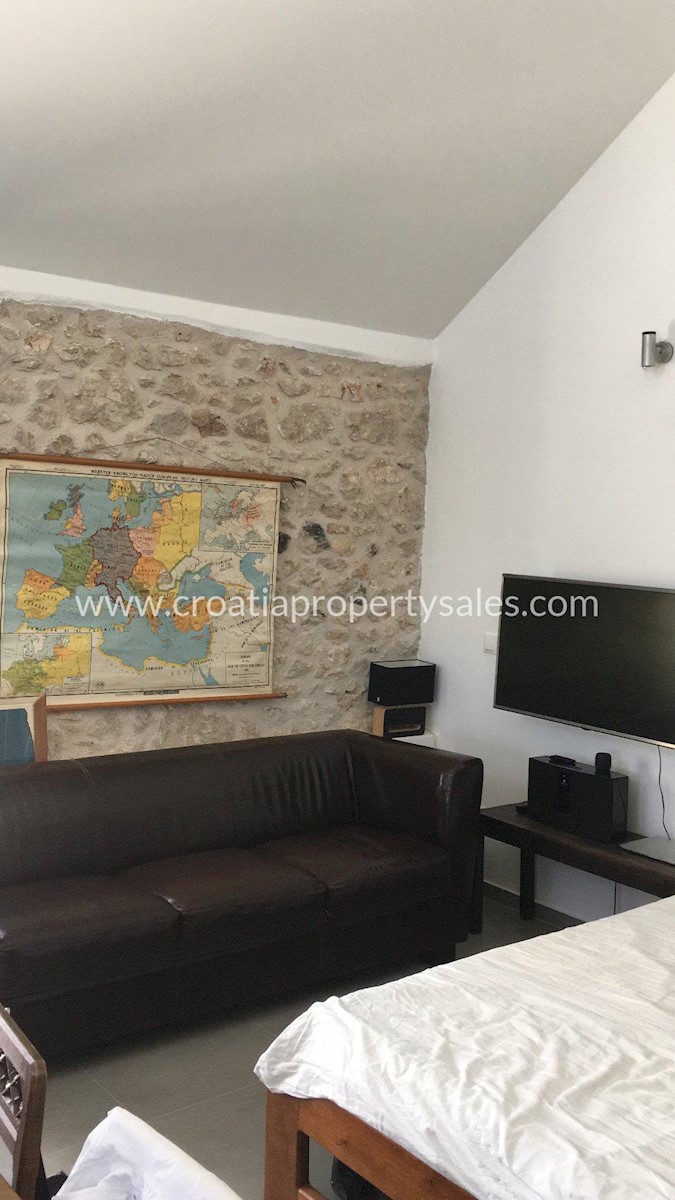 House For sale - SPLITSKO-DALMATINSKA HVAR