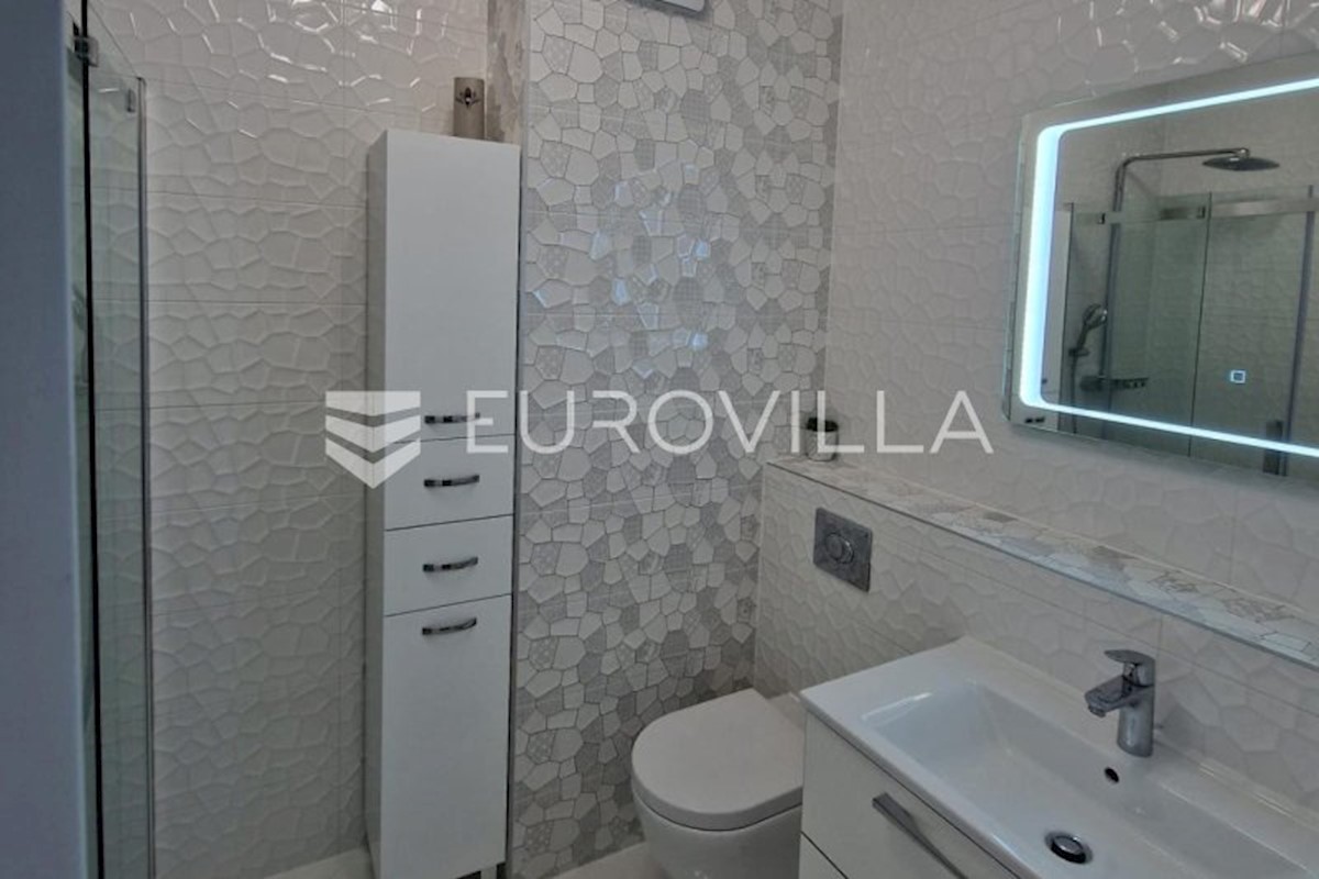 Flat For rent - SPLITSKO-DALMATINSKA SPLIT