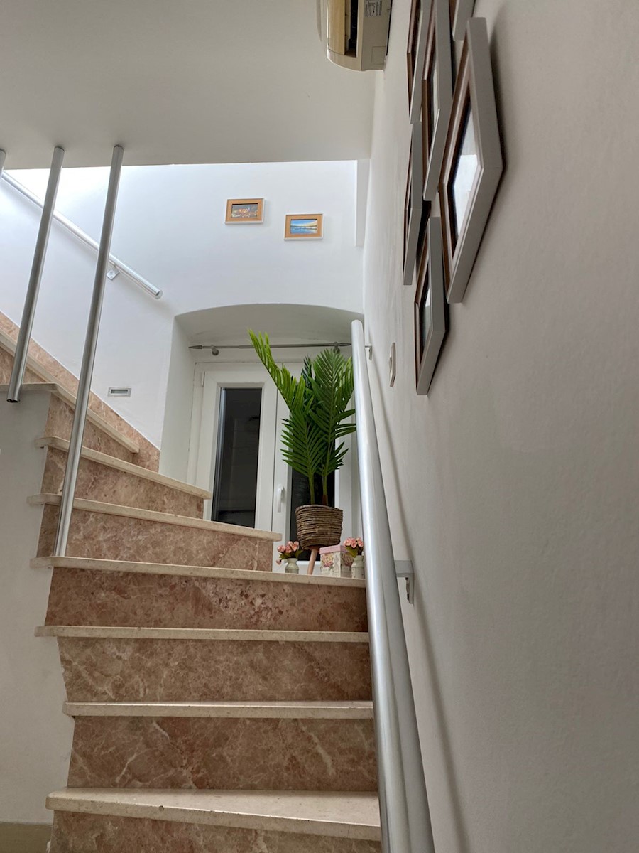Dom Na predaj - SPLITSKO-DALMATINSKA KAŠTELA