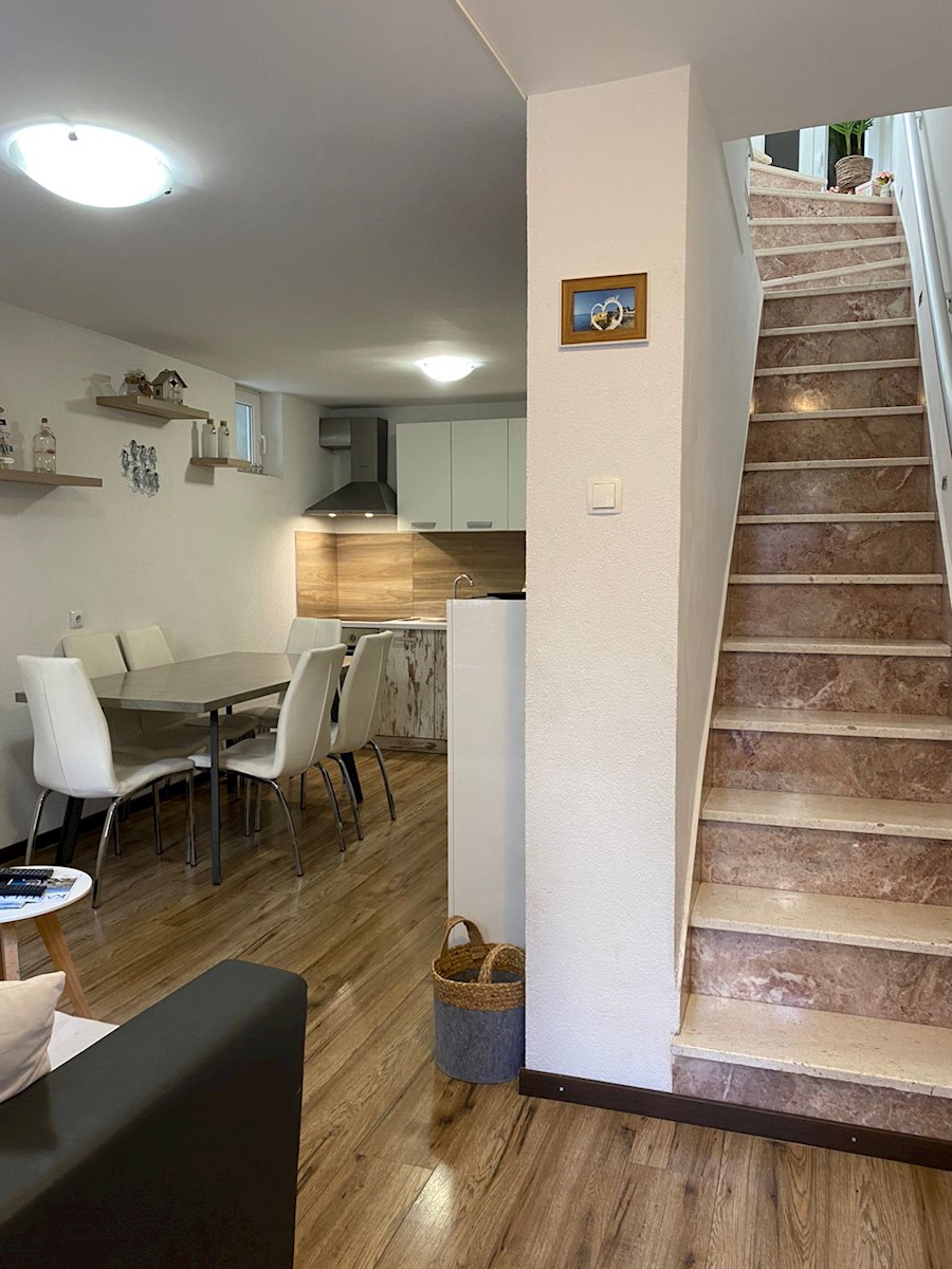 Dom Na predaj - SPLITSKO-DALMATINSKA KAŠTELA