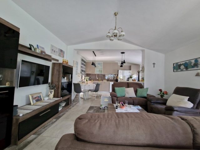 Apartma na predaj 84 m² – Omišalj