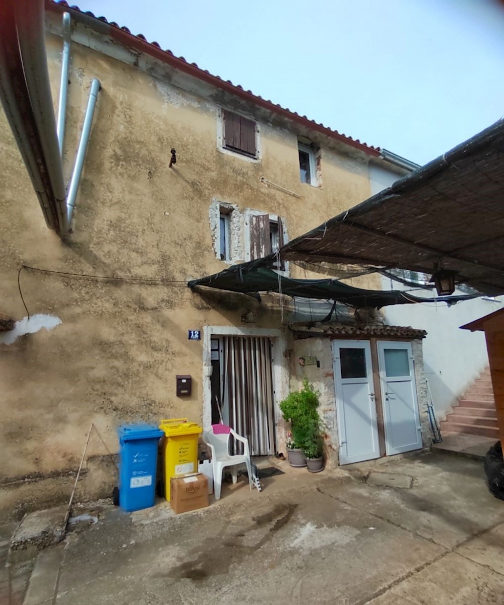 Hiša Naprodaj - ISTARSKA Poreč