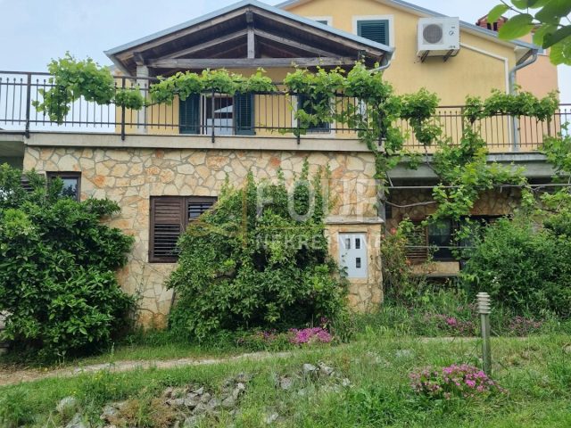 Kuća na prodaju 500 m² – Pula