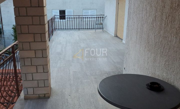 Casa in vendita 463 m² – Pula