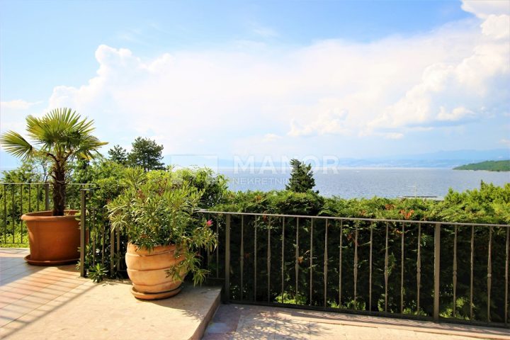 House for sale 300 m² – Njivice