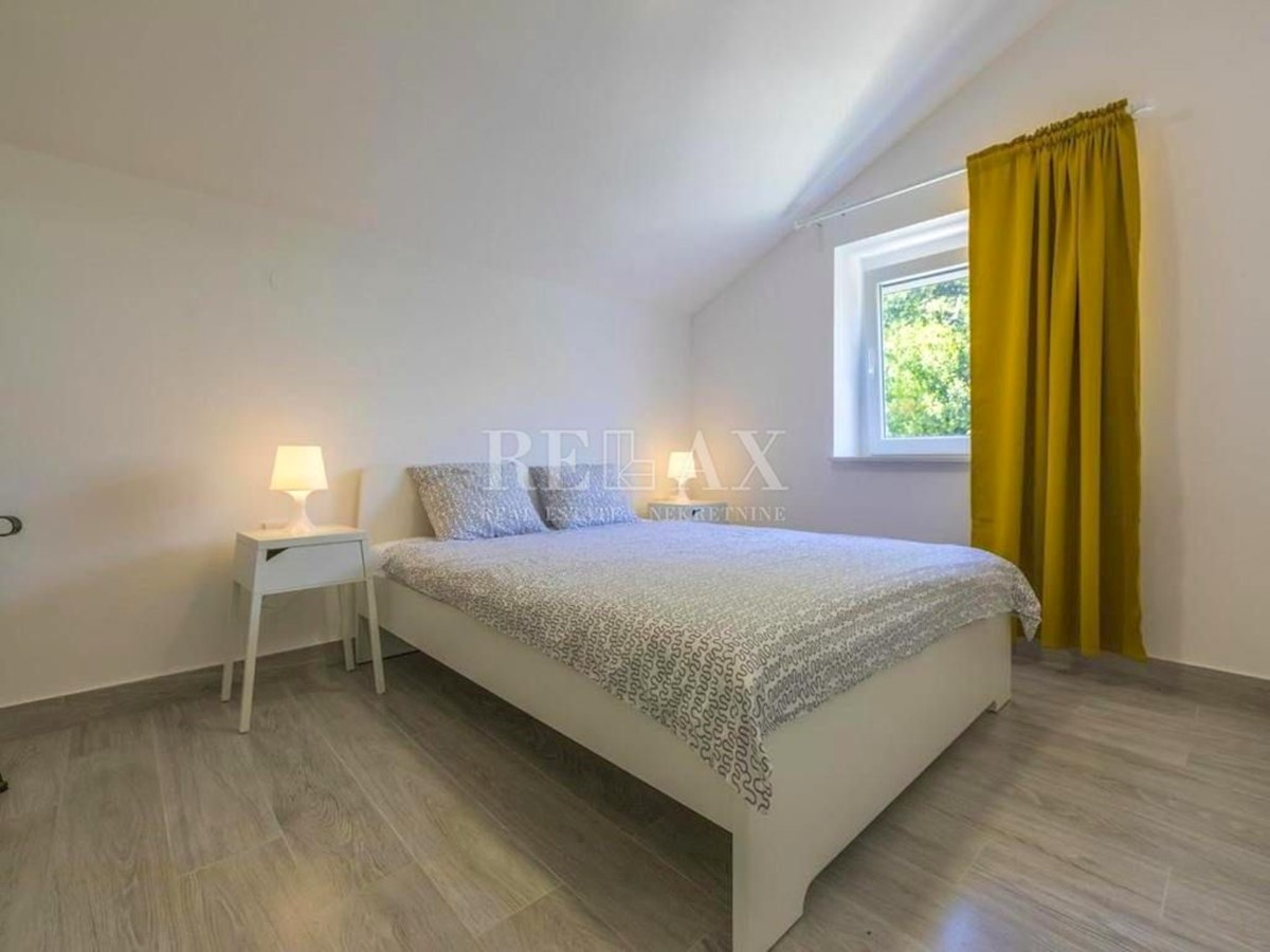 Kuća Na prodaju - PRIMORSKO-GORANSKA CRIKVENICA