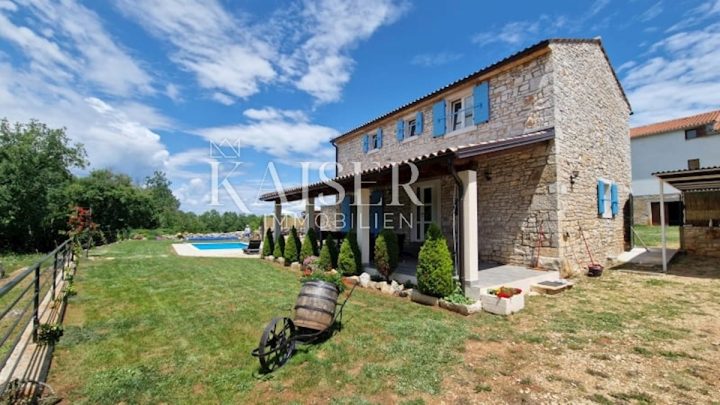 Haus zu verkaufen 142 m² – Sveti Lovreč Pazenatički