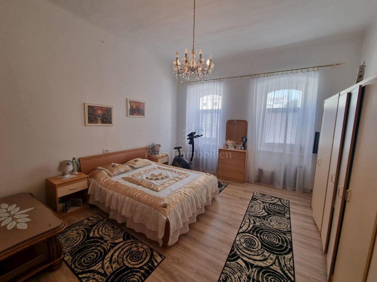 Stan Na prodaju - PRIMORSKO-GORANSKA CRIKVENICA