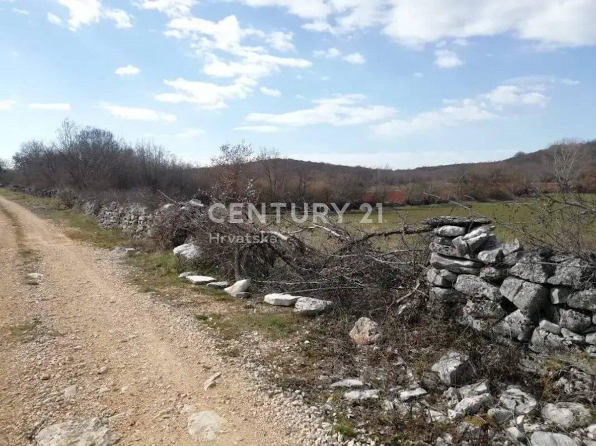 Land For sale - ISTARSKA BALE