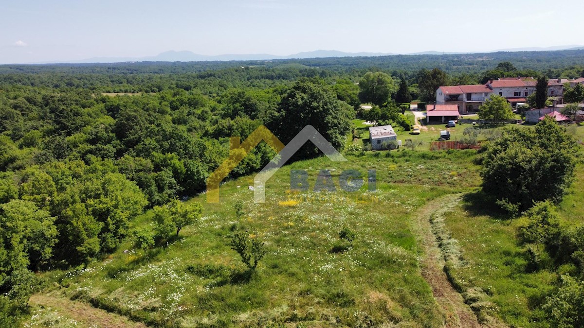 Parcela Naprodaj - ISTARSKA Barban