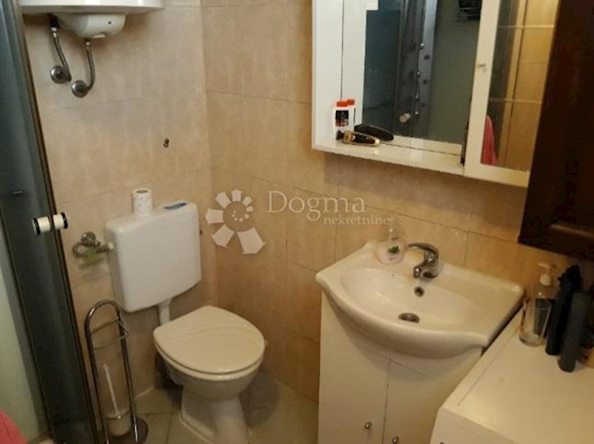 Apartma Naprodaj - ŠIBENSKO-KNINSKA Vodice