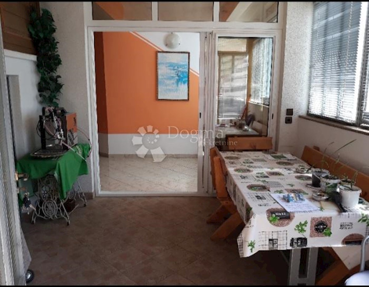 Appartement À vendre - ŠIBENSKO-KNINSKA VODICE