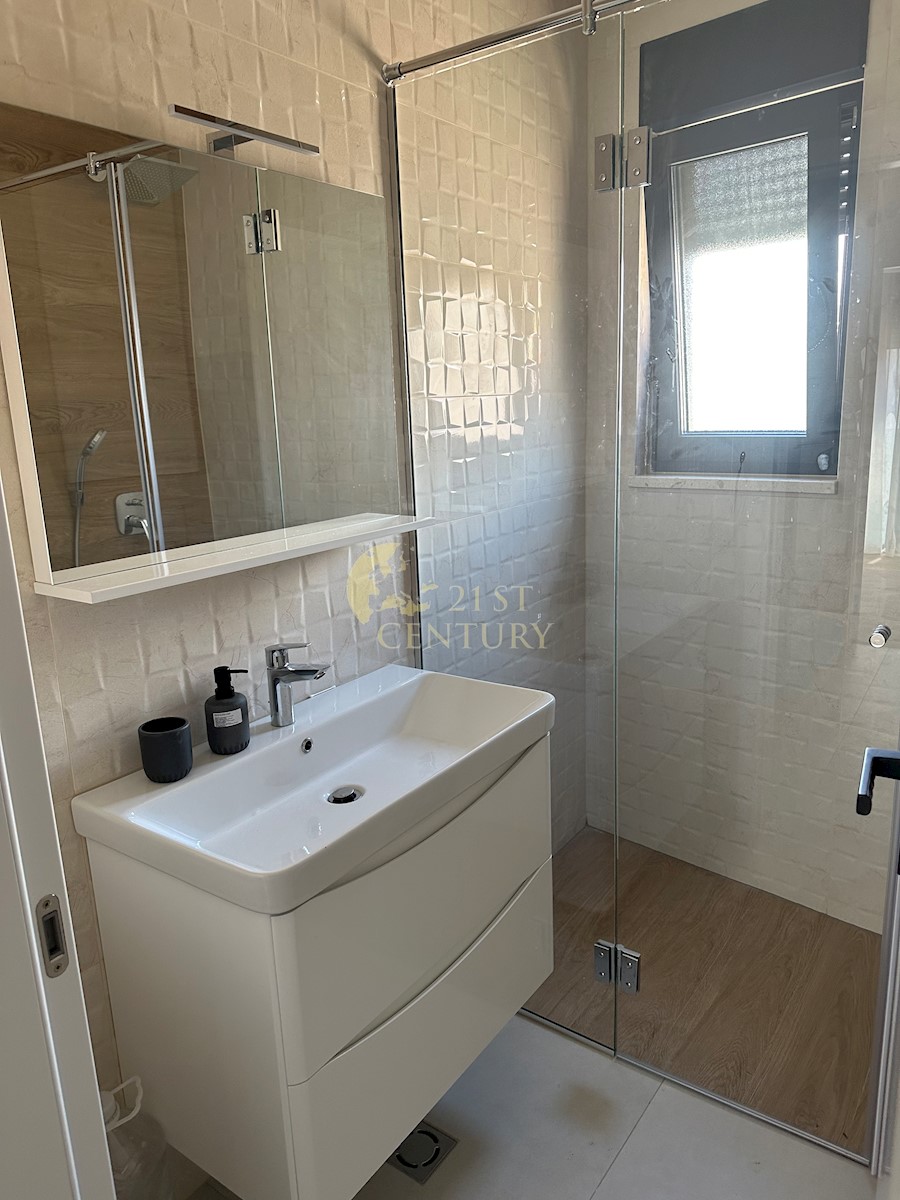 Flat For rent - SPLITSKO-DALMATINSKA PODSTRANA