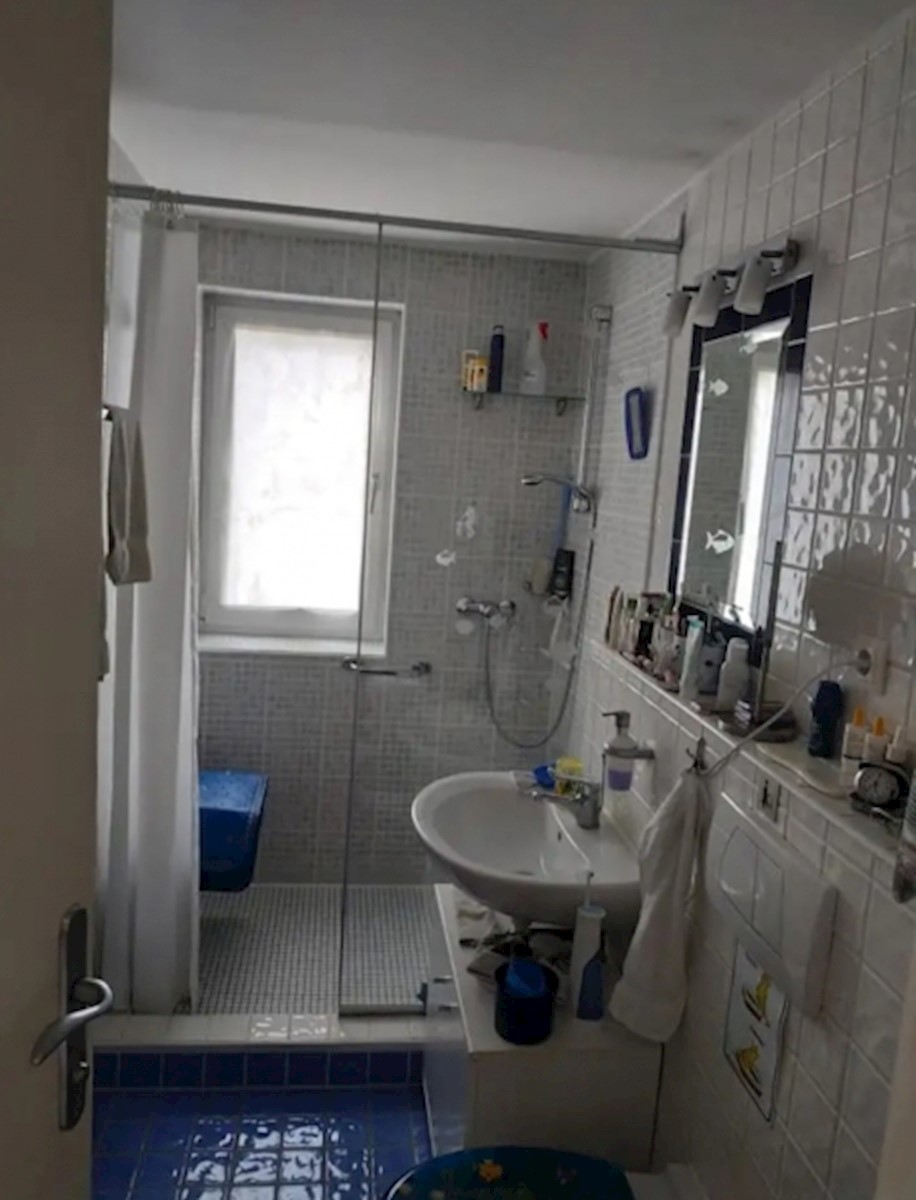 Flat For sale - PRIMORSKO-GORANSKA CRIKVENICA