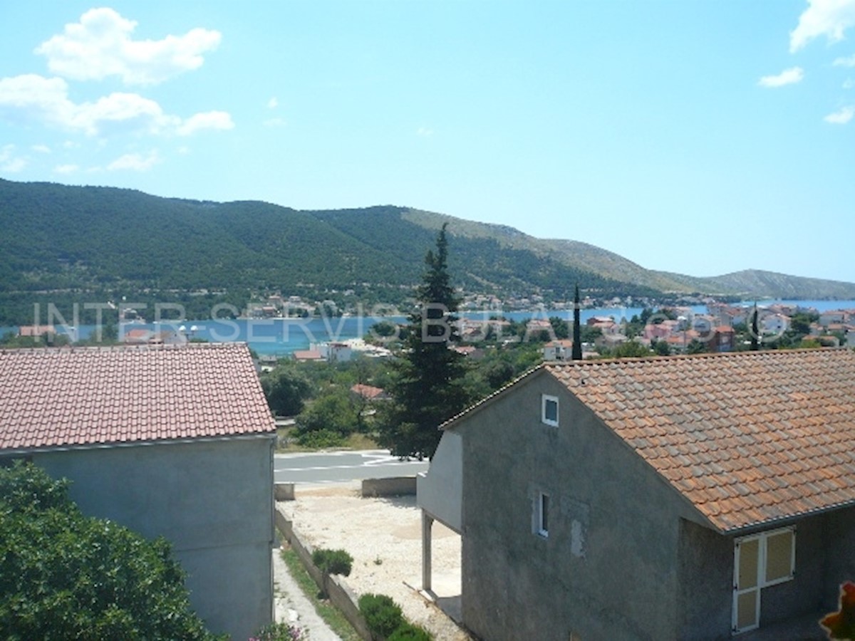 Hiša Naprodaj - ŠIBENSKO-KNINSKA Šibenik